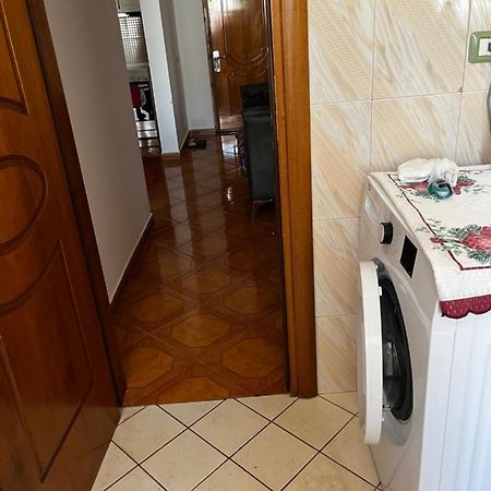 Appartamento Incantevole Con Posto Auto Privato Vlorë Exterior foto